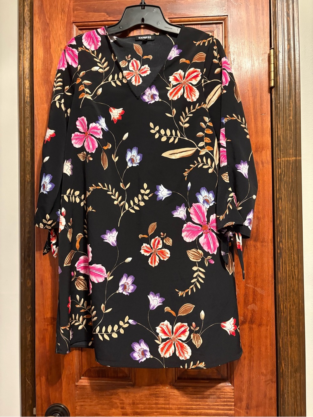 Express Black Floral V-Neck Shift Dress with Pink & Purple Blooms
